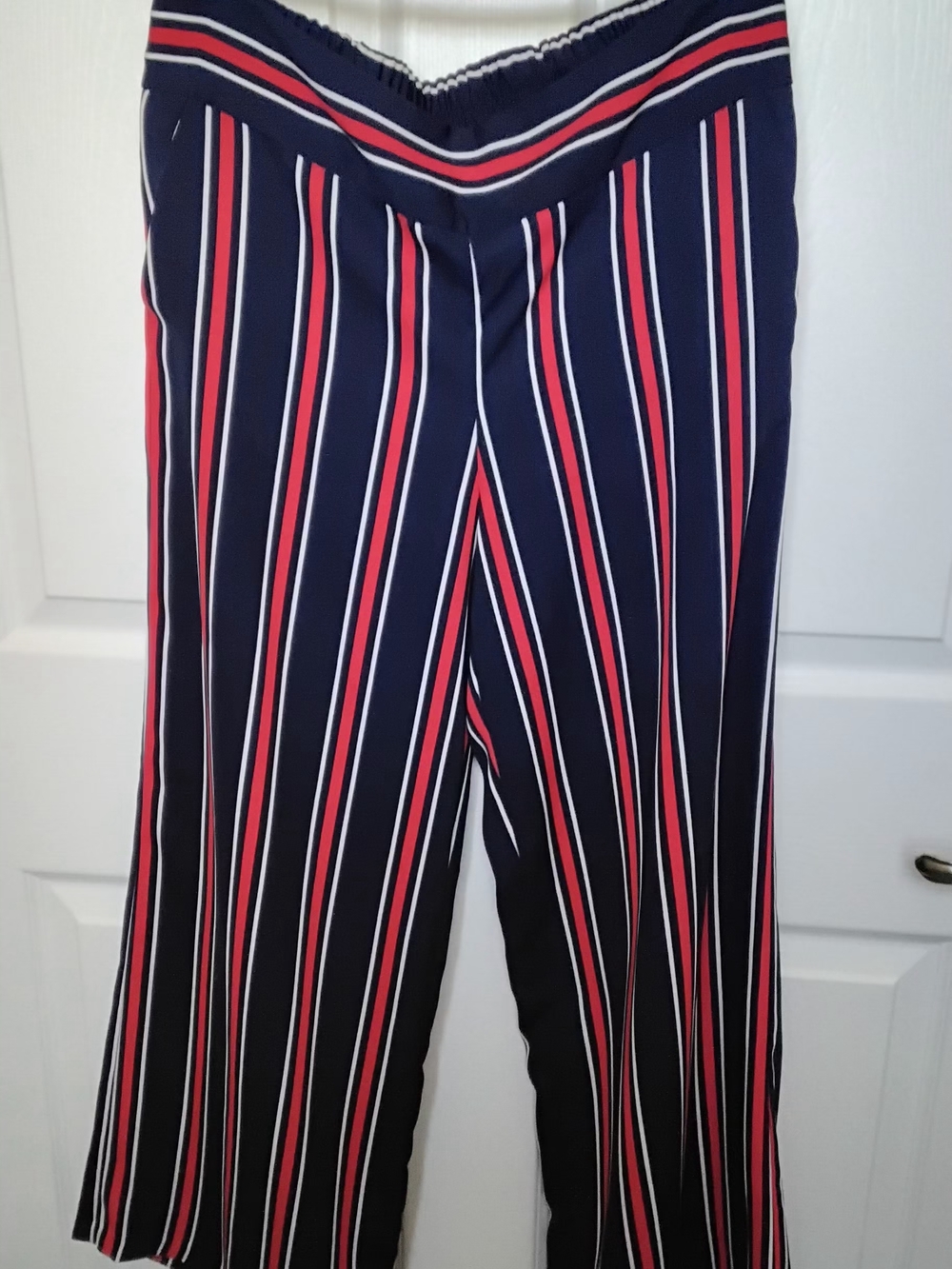 *CLOSET CLEAROUT* 11.00 Cynthia Rowley Chic Striped Wide-Leg Pants